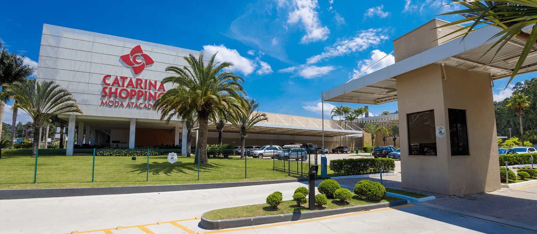 Fachada do Catarina Shopping
